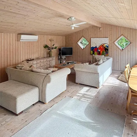 Beautiful In With Sauna Ferienhaus Sæby